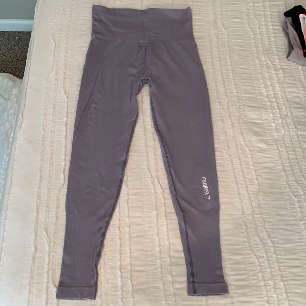 Gymshark power down leggings - Picture 2 of 4